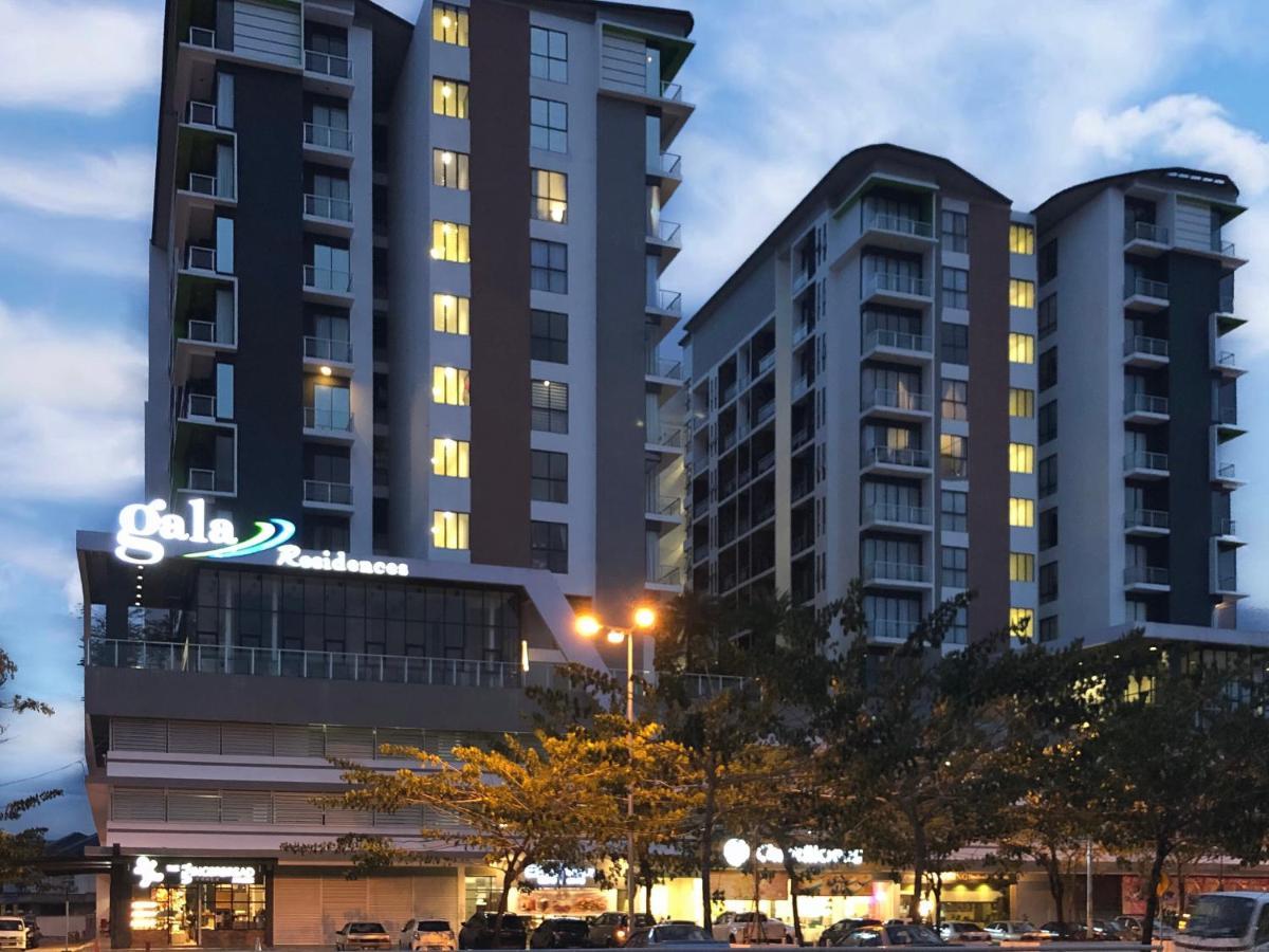 Cat City Mediterranean Theme City&Pool View Homestay 貓城地中海主題城市泳池風景民宿 Kuching Dış mekan fotoğraf